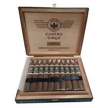 Cuatro Cinco Reserva Especial