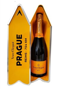 Veuve Clicquot Arrow Prague