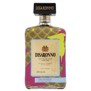 Amaretto Disaronno Wears Trussardi 1l