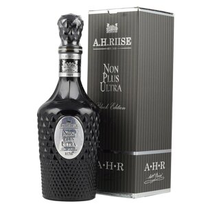 A.H. Riise Non Plus Ultra Black Edition